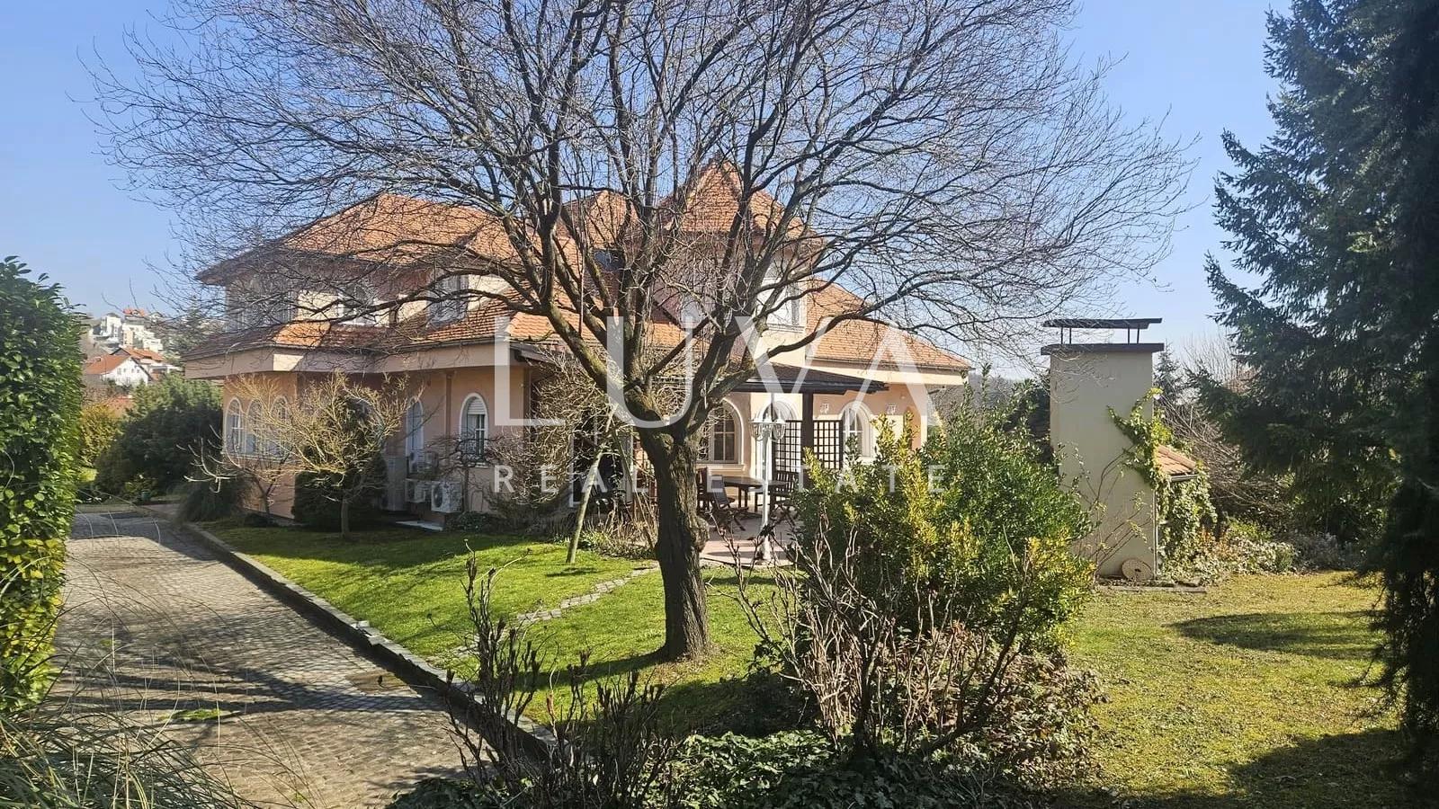 Zagreb, Gračani, luxuriöses Familienanwesen, Villa 810m² auf einem Grundstück von 3.965m²