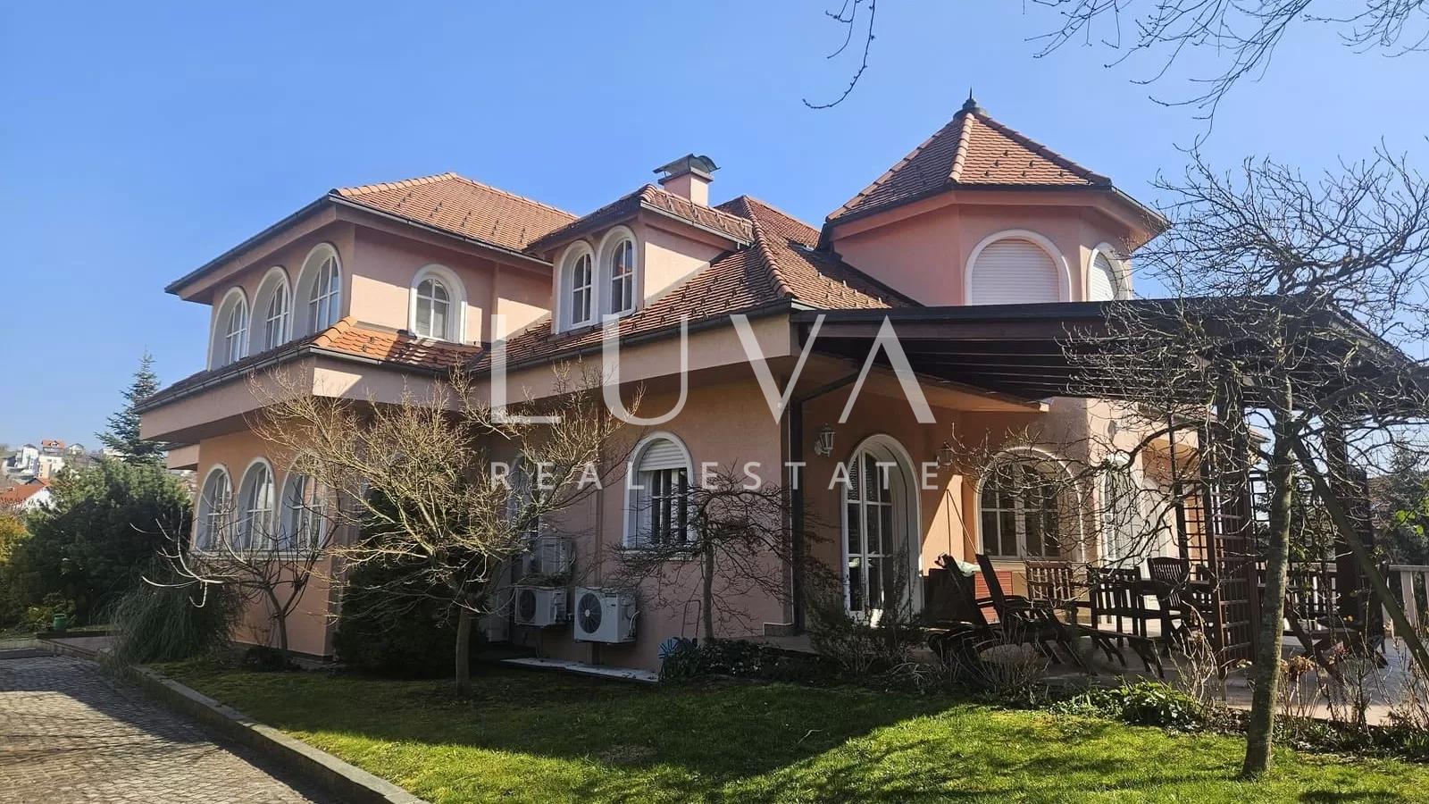 Zagreb, Gračani, luxuriöses Familienanwesen, Villa 810m² auf einem Grundstück von 3.965m²