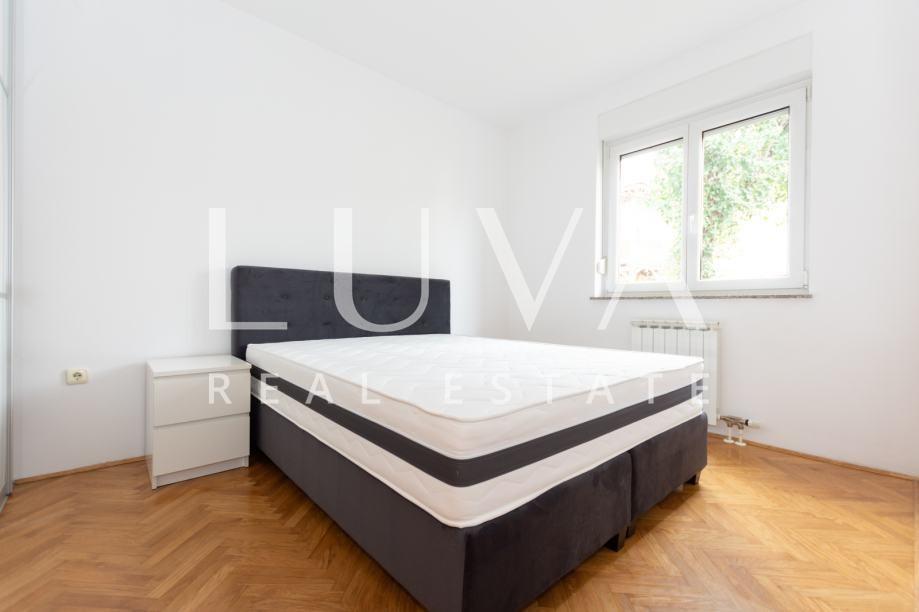 Zagreb, Maksimir, one-bedroom apartment with parking, 62 m²