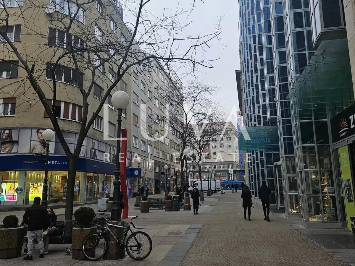 Zagreb, Stadtzentrum, Wohnung 130 m² zu verkaufen, Parkplatz
