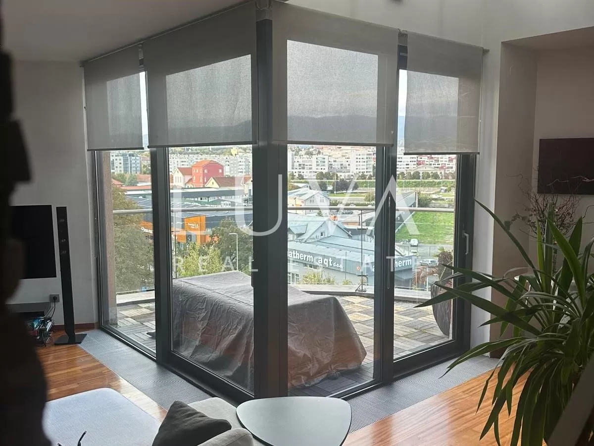 Radnička cesta, luksuzan dvoetažni stan 199m2 s garažnim mjestom
