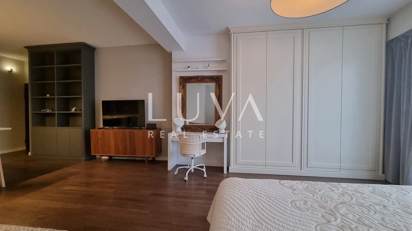 Luxuriously decorated apartment in the center of Zagreb, Svačićev square