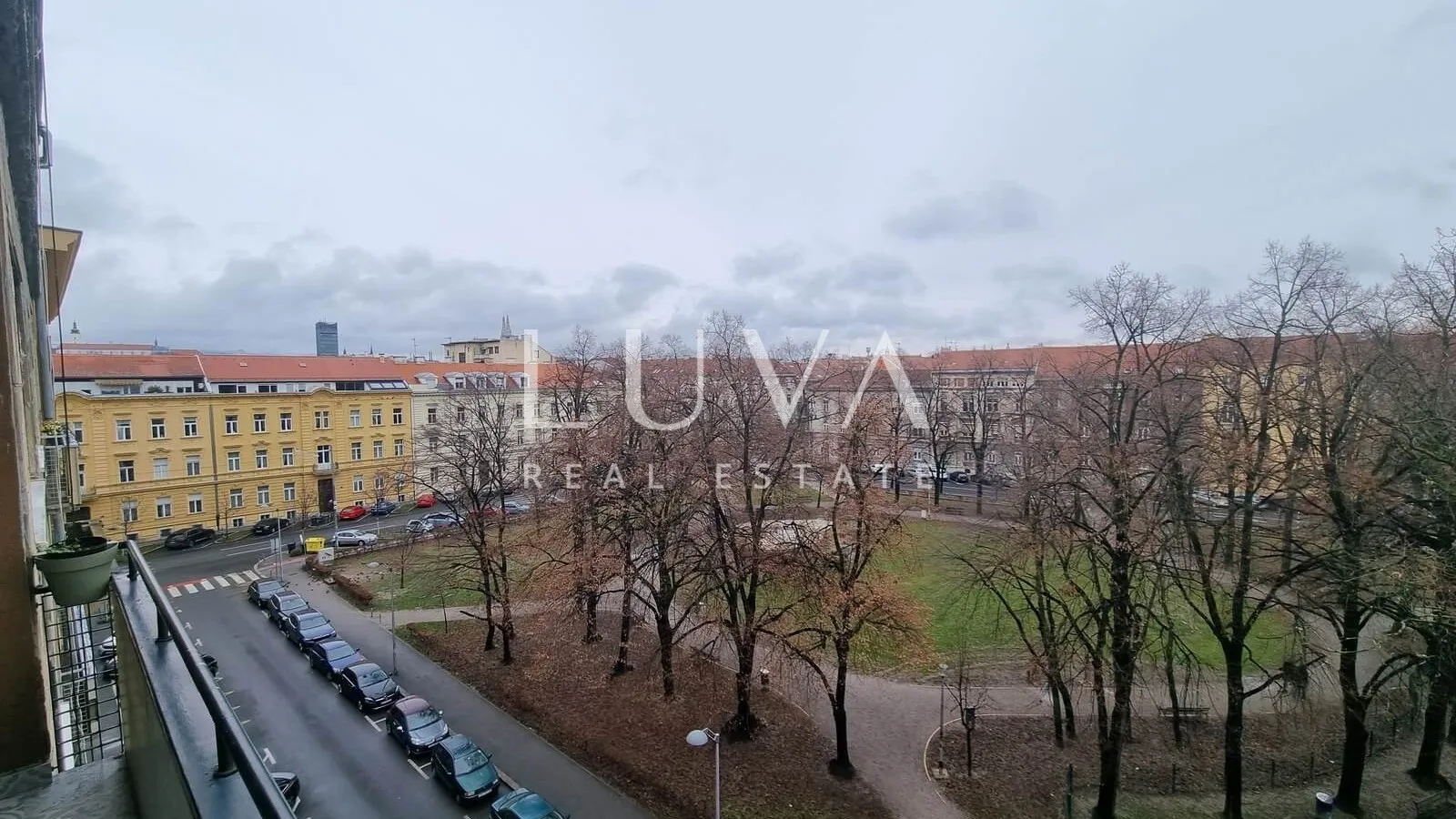 Luxuriously decorated apartment in the center of Zagreb, Svačićev square