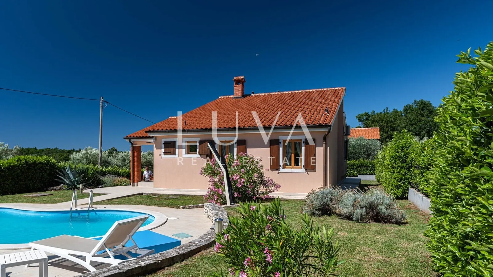 3 kuće s bazenom u Istri, odlična investicijska prilika