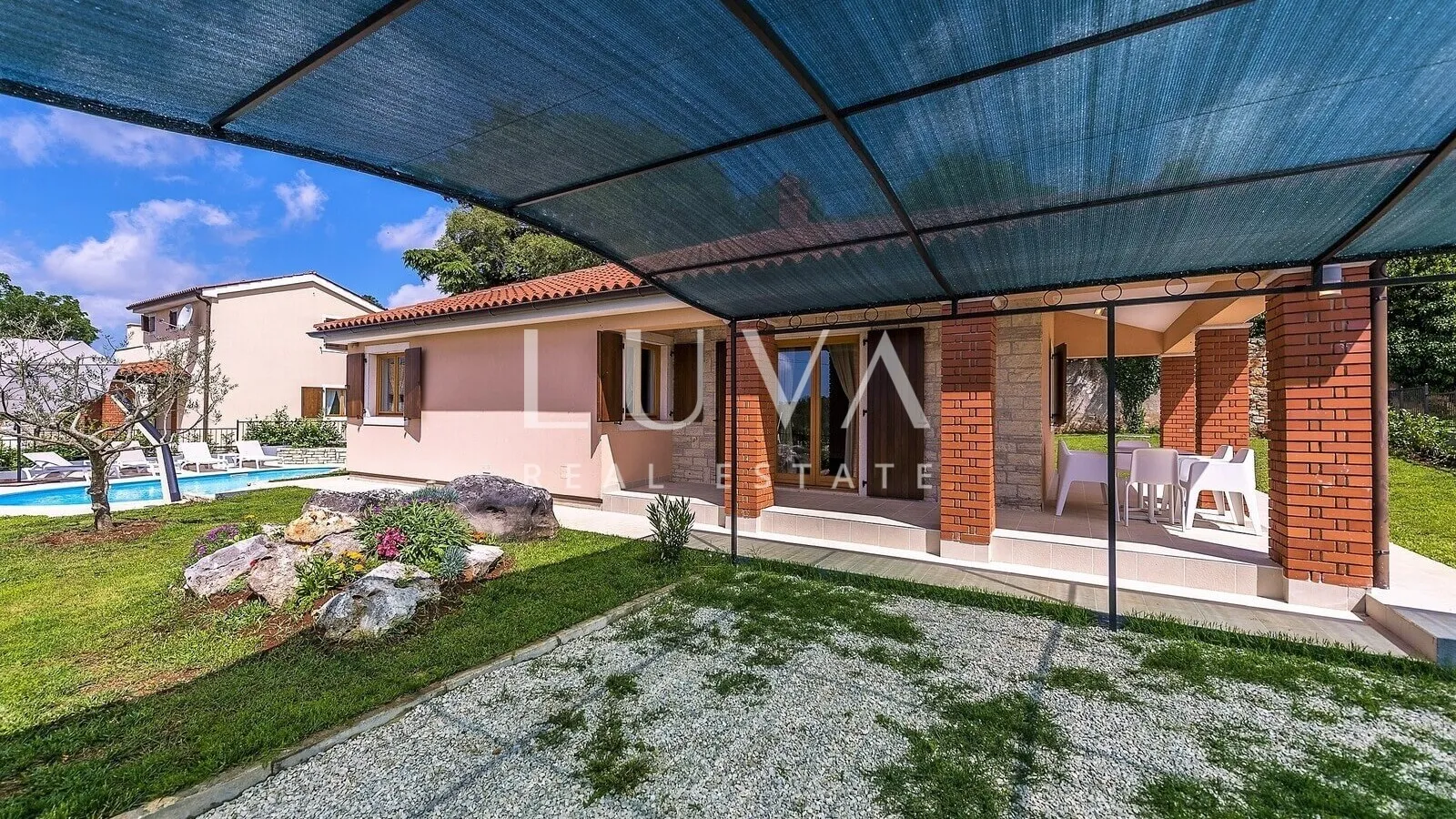 3 kuće s bazenom u Istri, odlična investicijska prilika