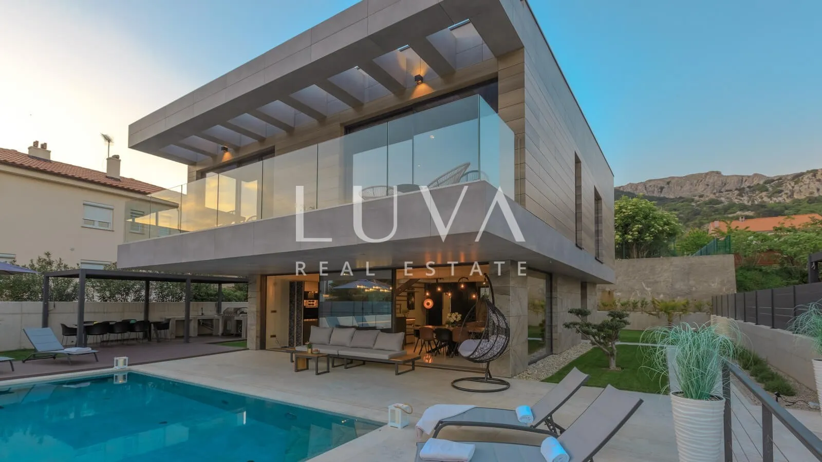 Luxury villa with pool near the sea, Baška, Krk