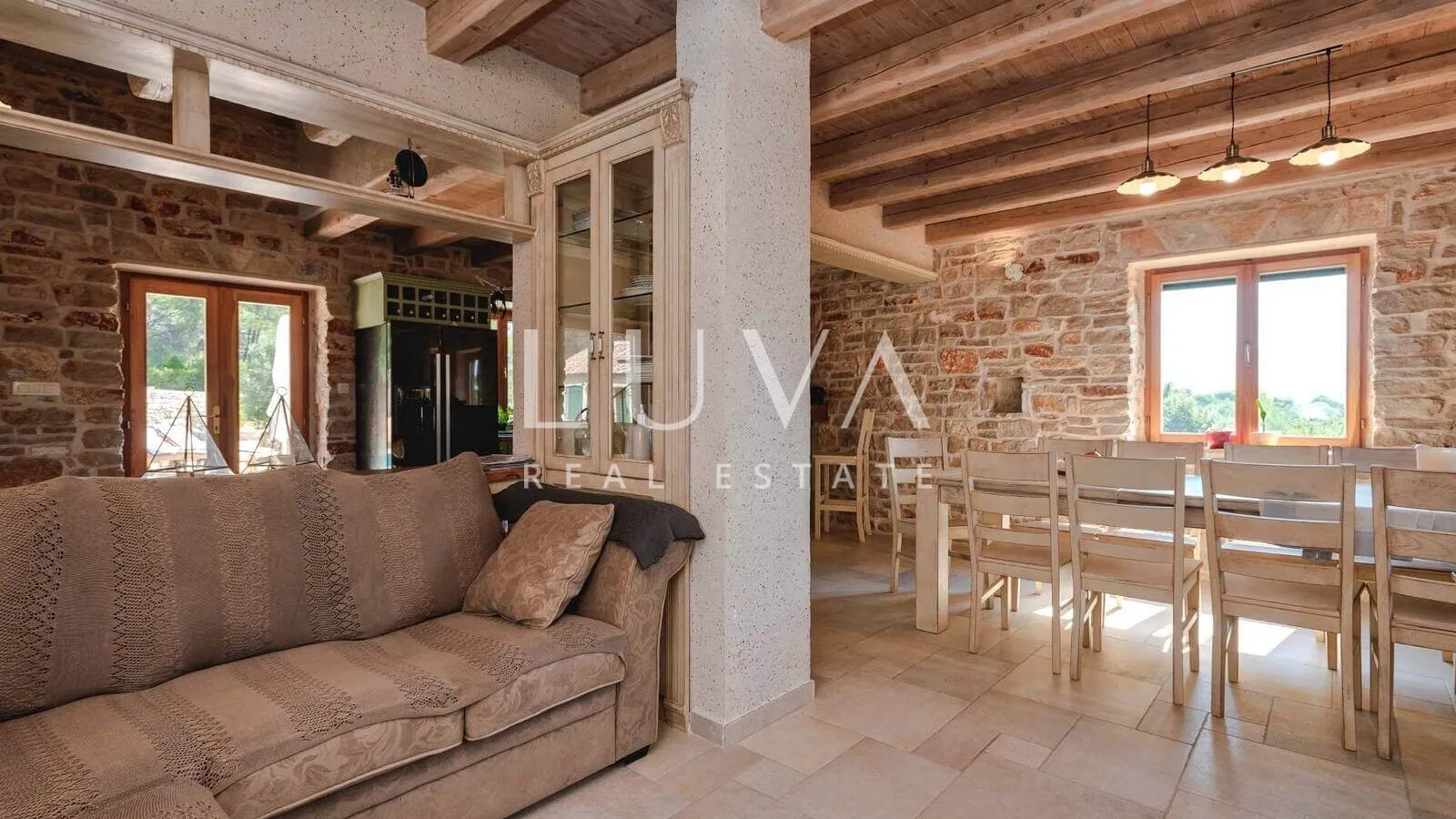 Luksuzna vila s bazenom na osami na Hvaru