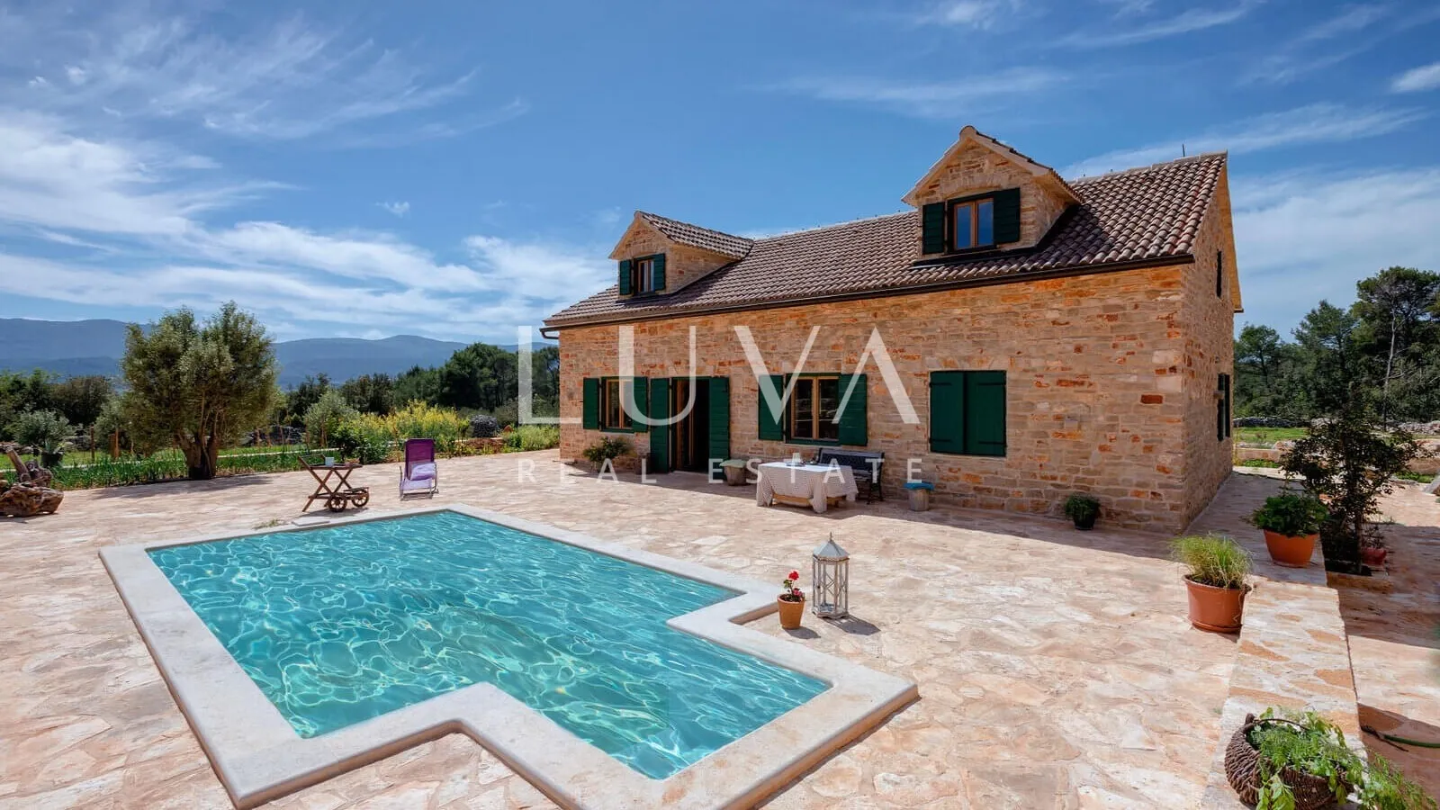 Luksuzna vila s bazenom na osami na Hvaru