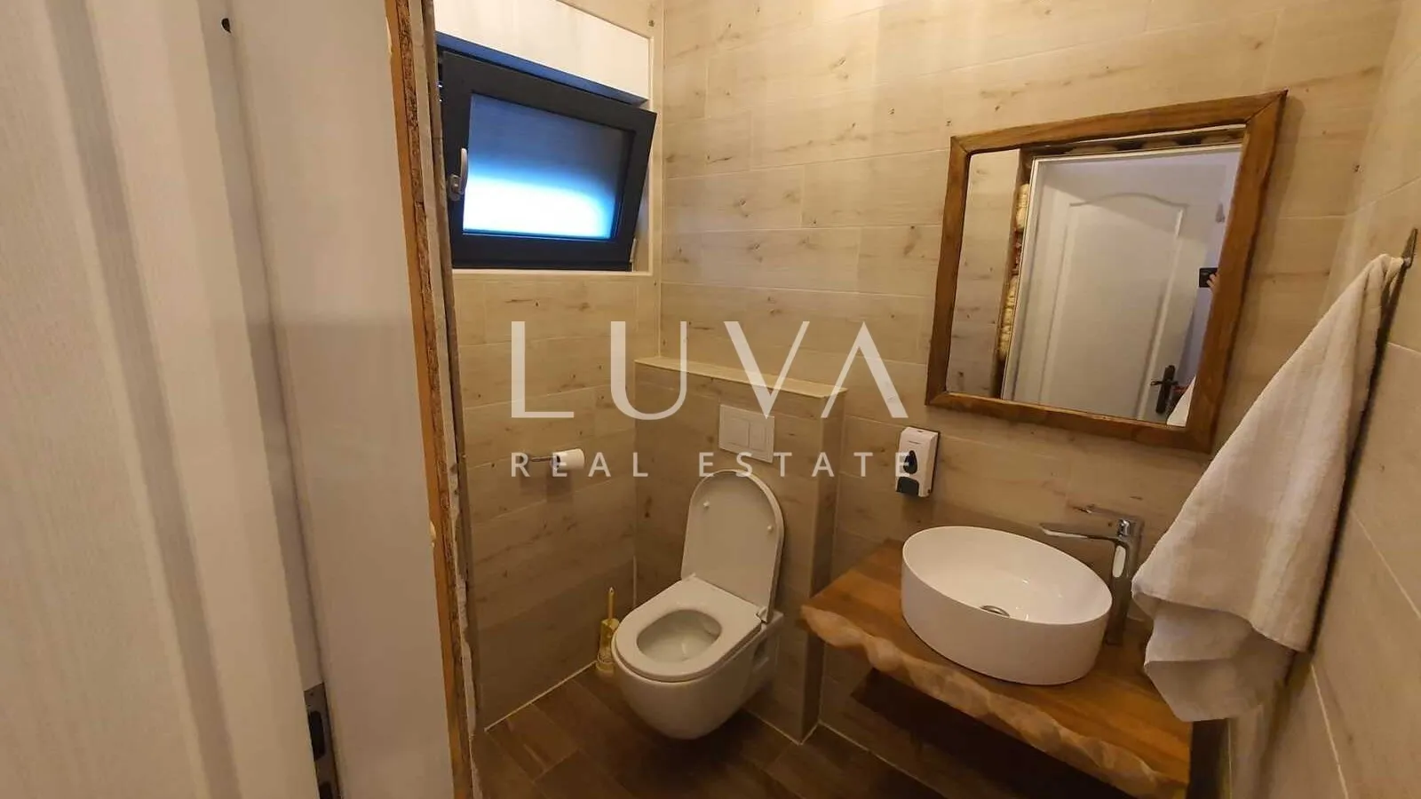 Kutina, luksuzna kuća za prodaju, investicijska prilika za turizam