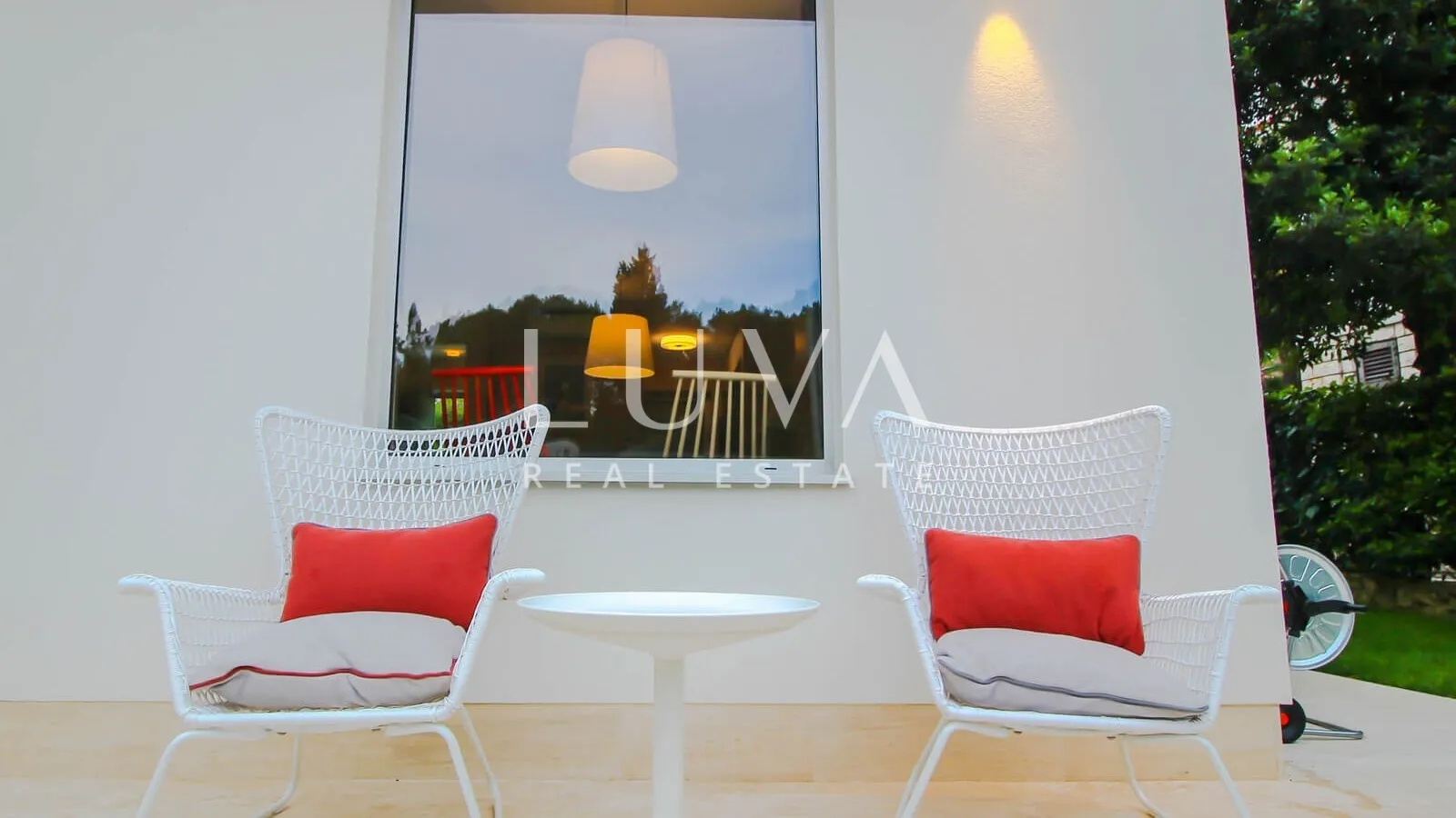 Rovinj, Borik, luxury house with pool near the sea for sale