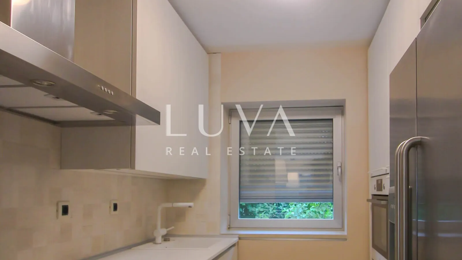 Rovinj, Borik, luxury house with pool near the sea for sale