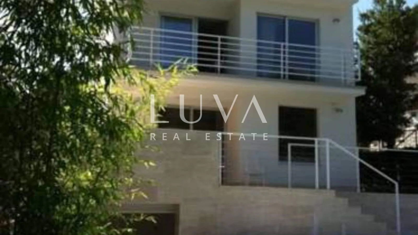 Rovinj, Borik, luxury house with pool near the sea for sale