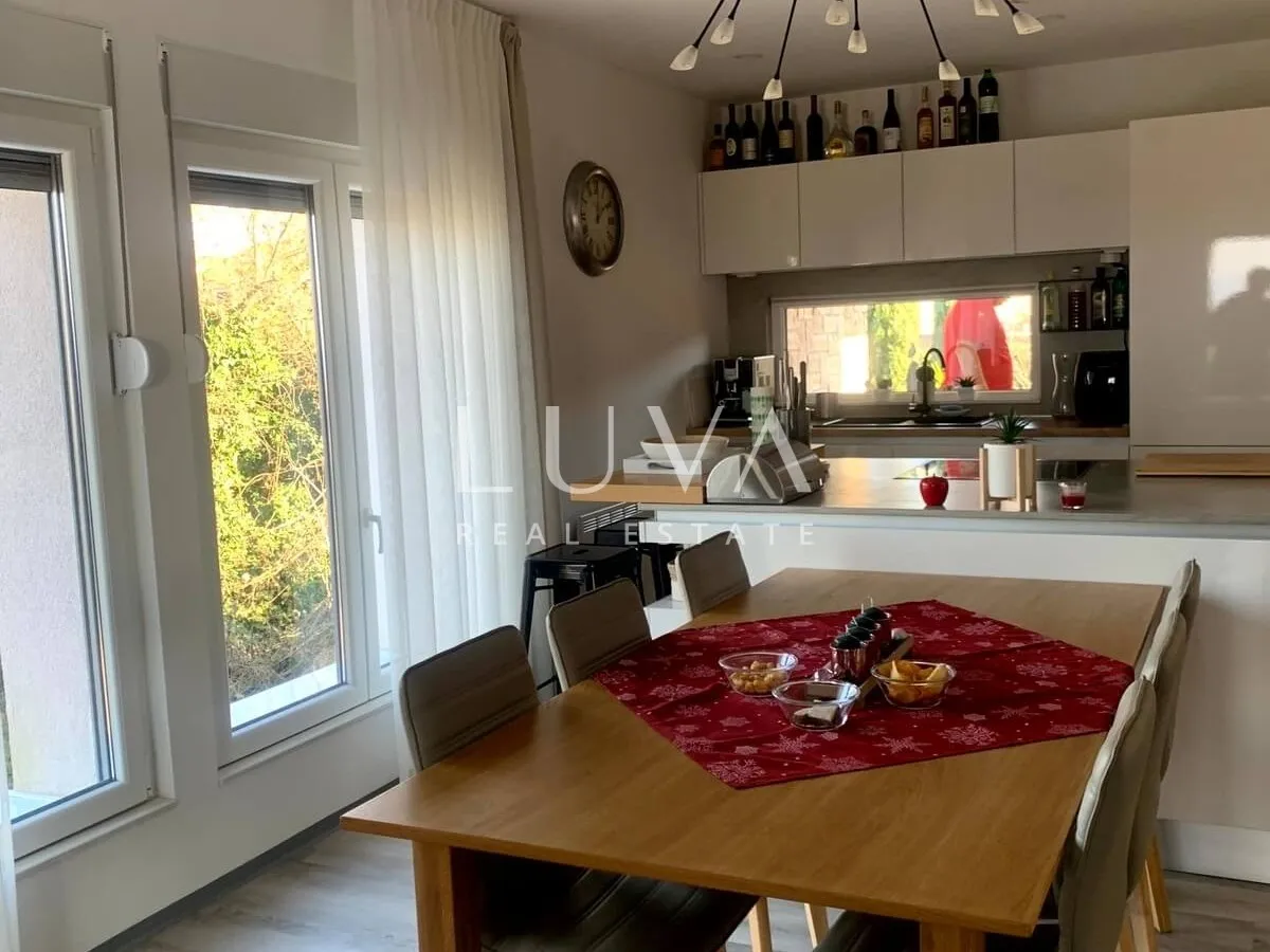 Malinska, Krk, house with pool and sea view for sale