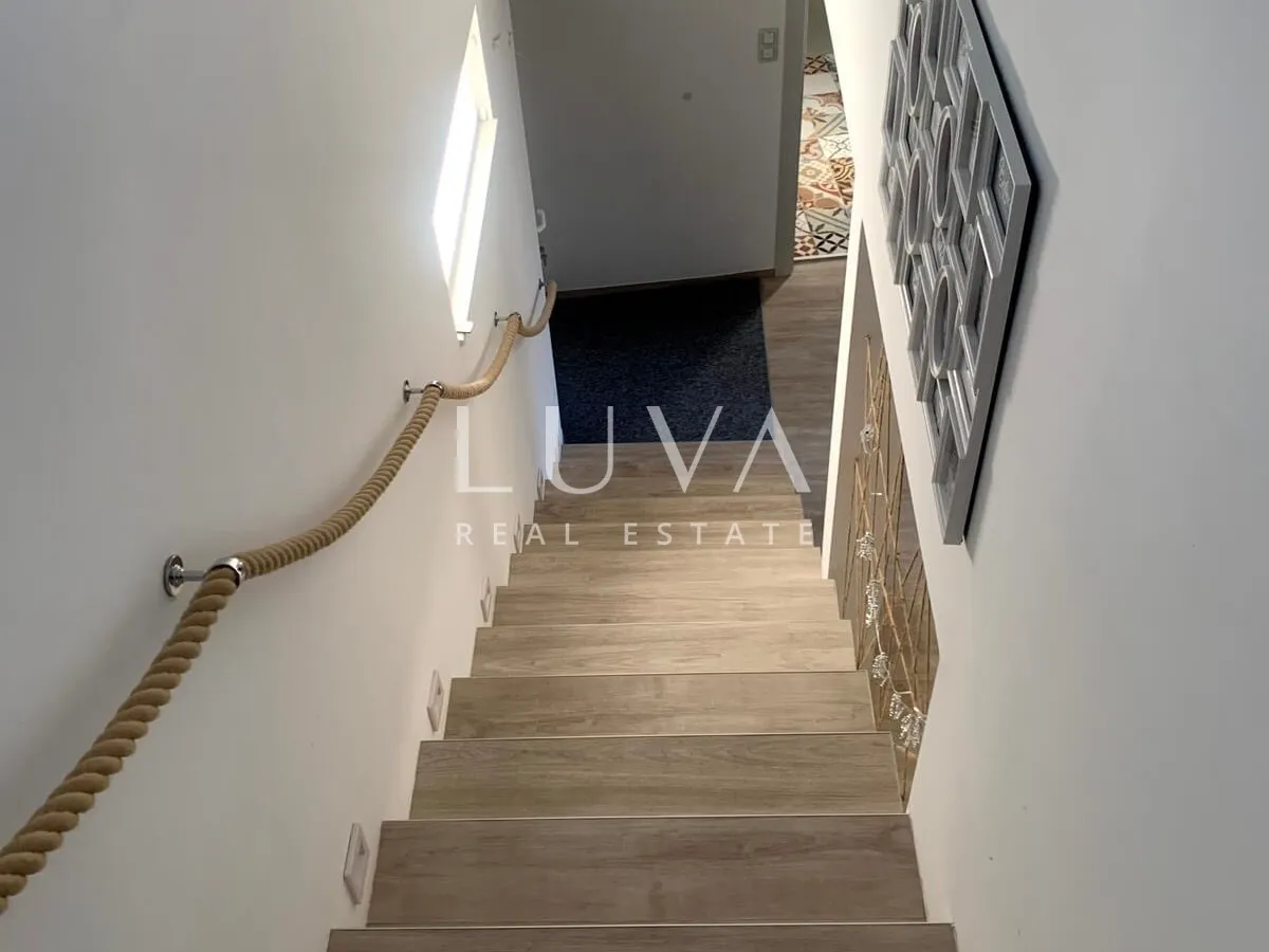 Malinska, Krk, house with pool and sea view for sale