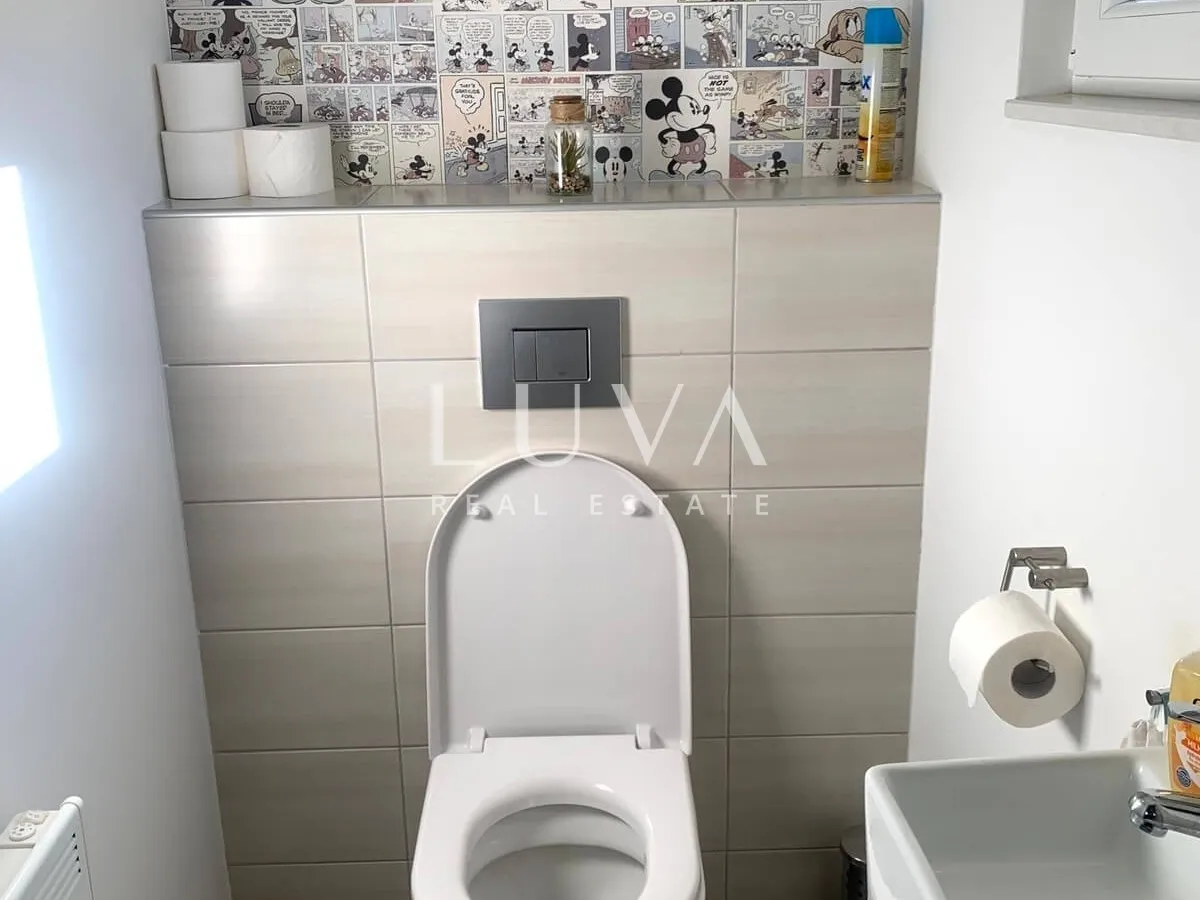 Malinska, Krk, house with pool and sea view for sale