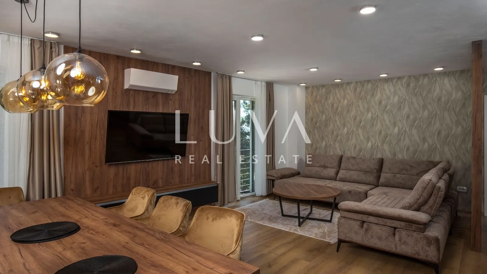 Mošćenička Draga, luxury house with a pool for sale