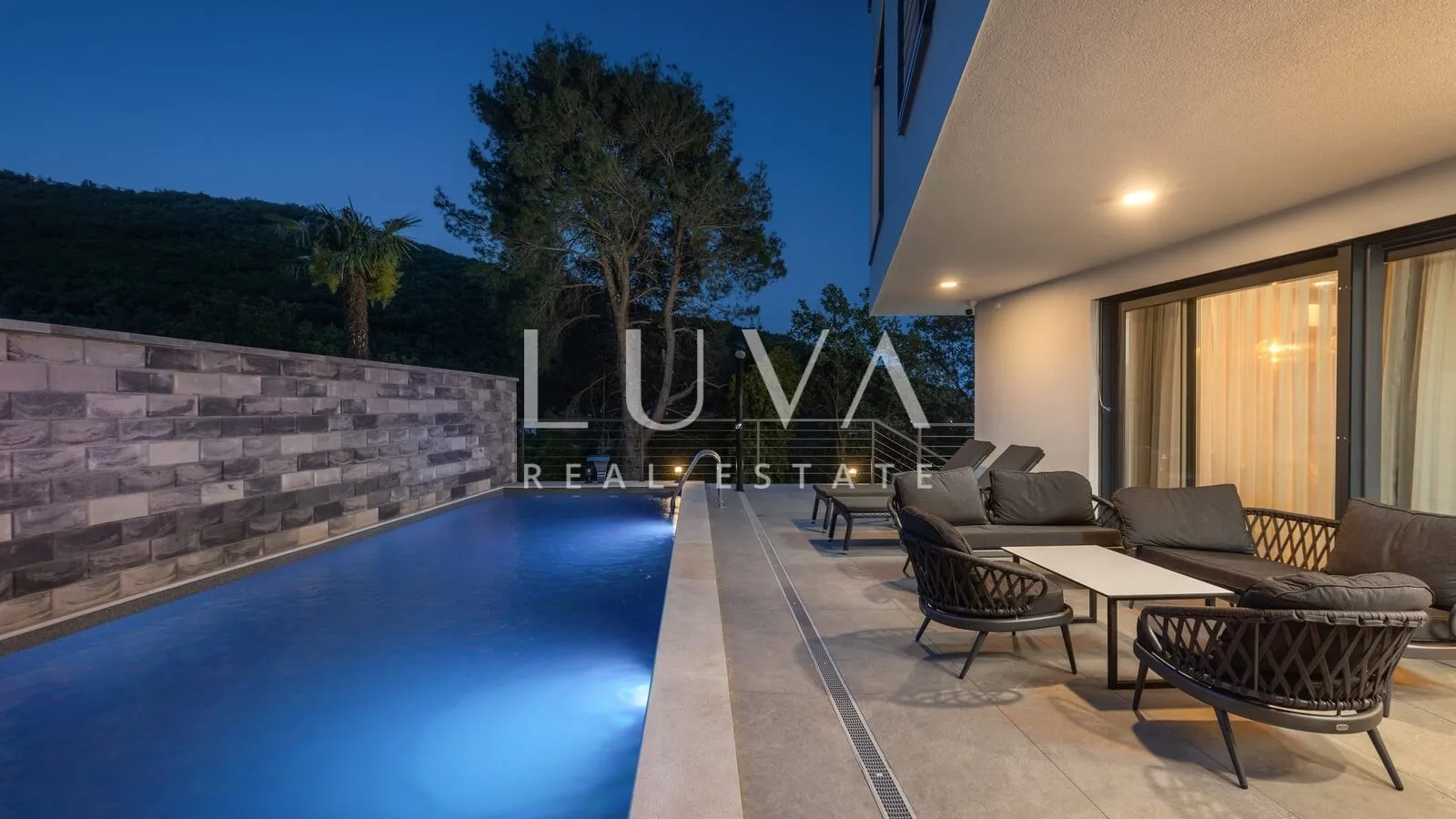 Mošćenička Draga, luxury house with a pool for sale