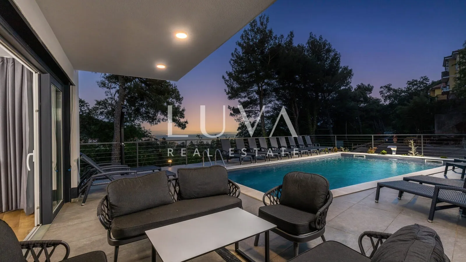 Mošćenička Draga, luxury villa with a pool for sale