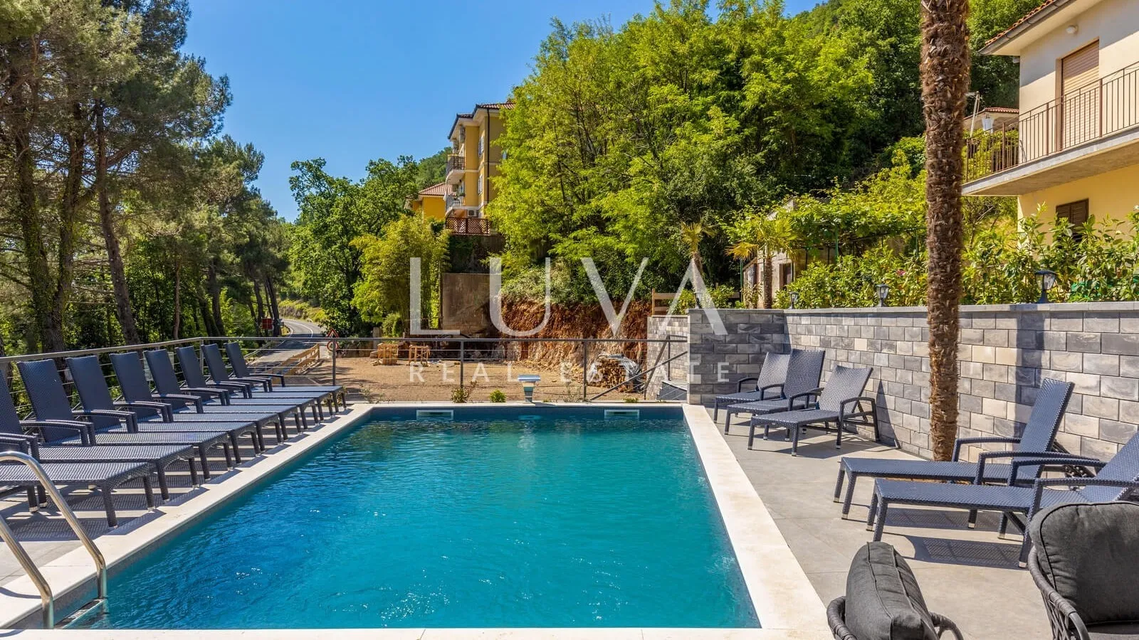Mošćenička Draga, luxury villa with a pool for sale
