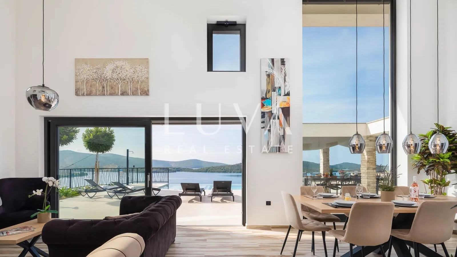 Žaborić, Šibenik, luxury villa with a pool near the sea for sale