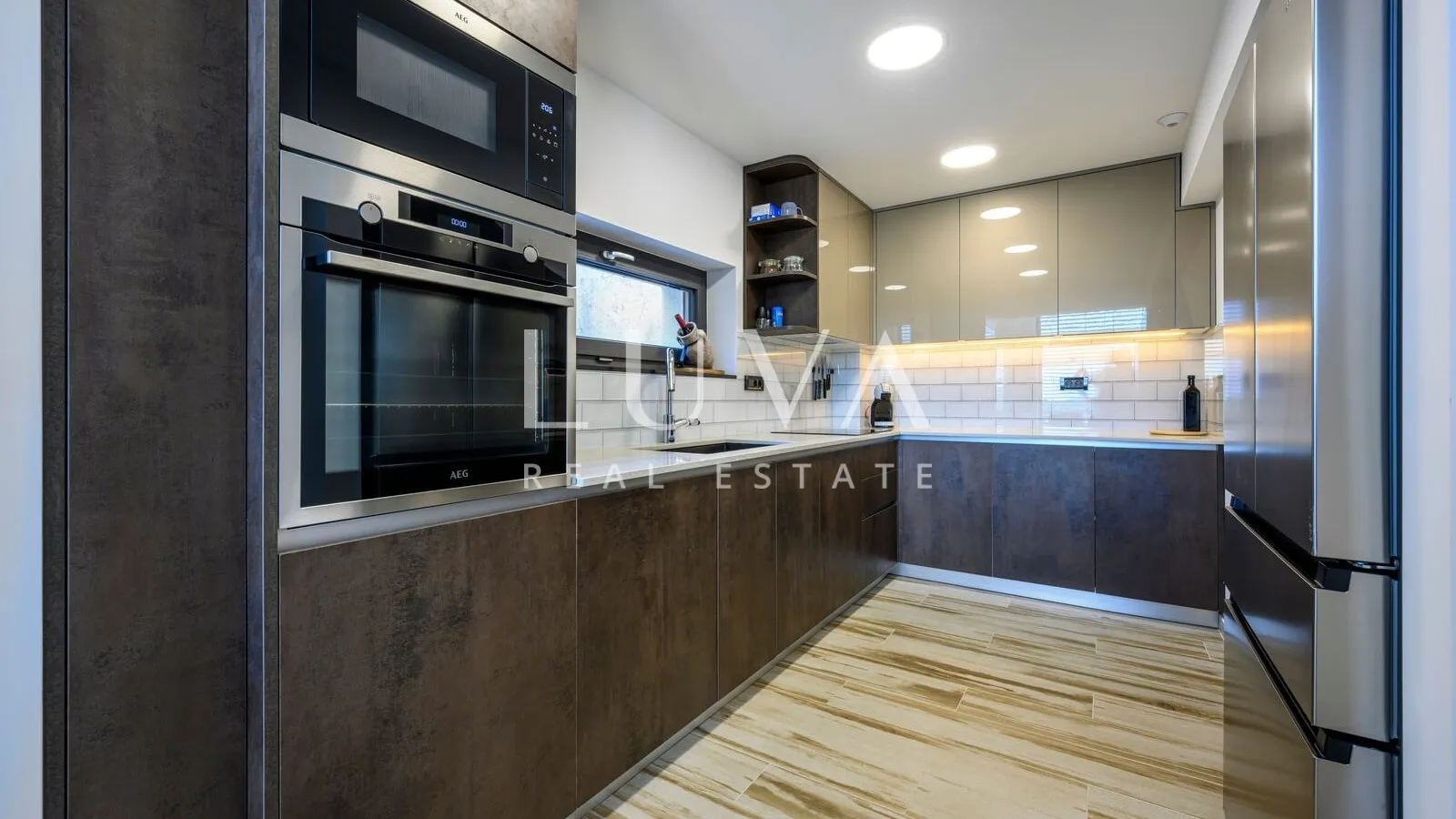 Žaborić, Šibenik, luxury villa with a pool near the sea for sale