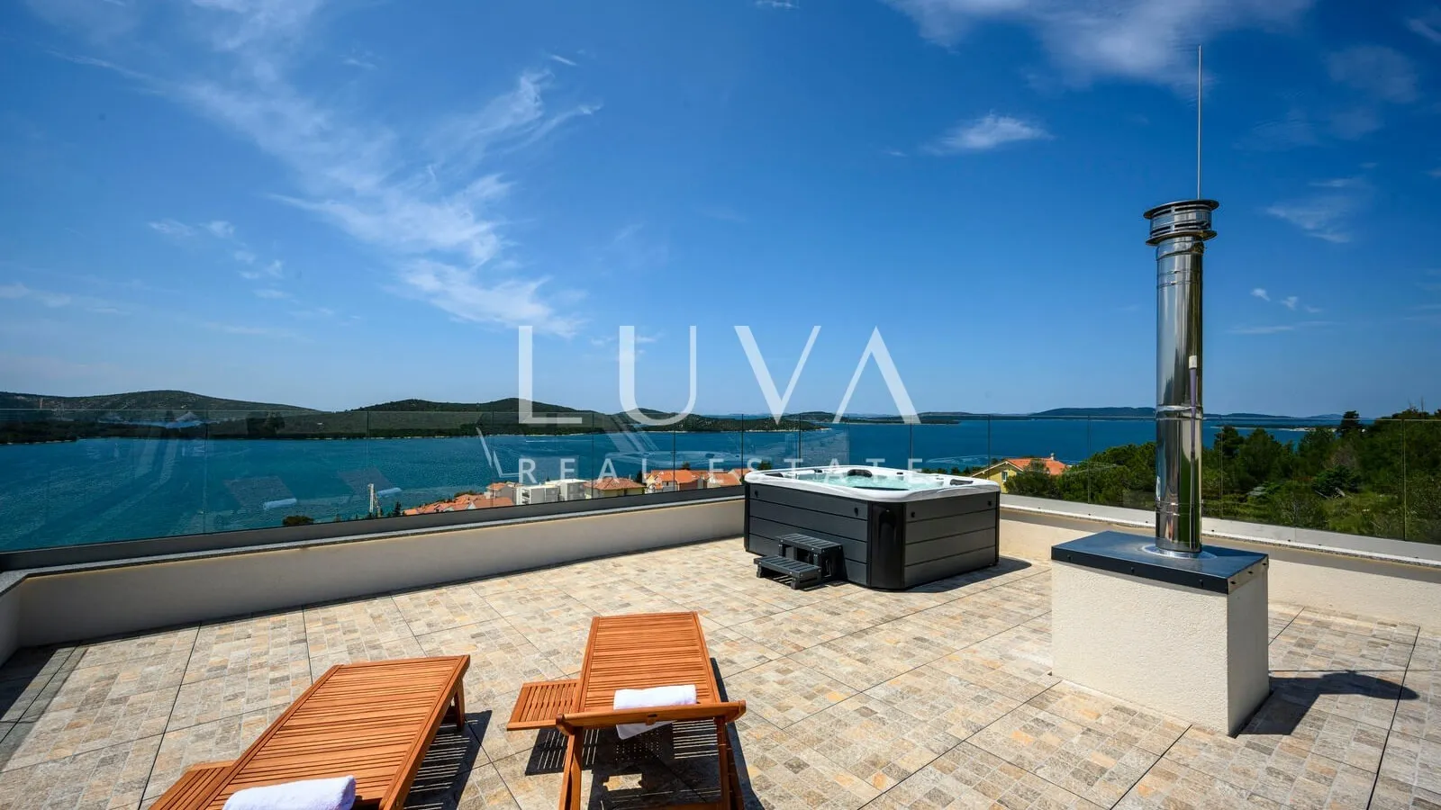 Žaborić, Šibenik, luxury villa with a pool near the sea for sale