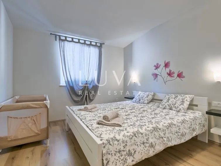 Labin area, luxury house with a pool for sale