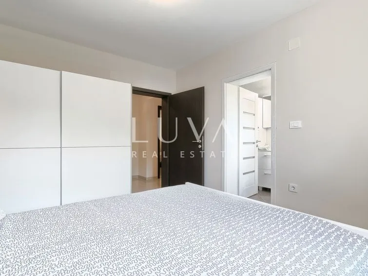 Labin area, luxury house with a pool for sale