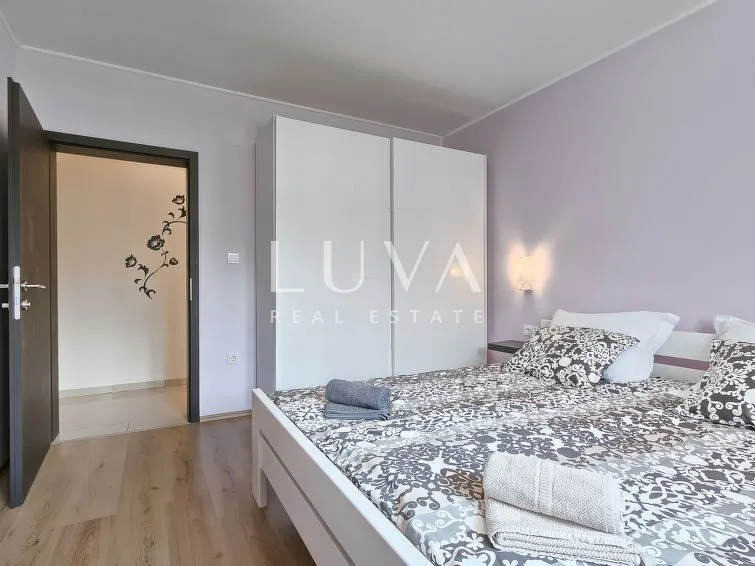 Labin area, luxury house with a pool for sale