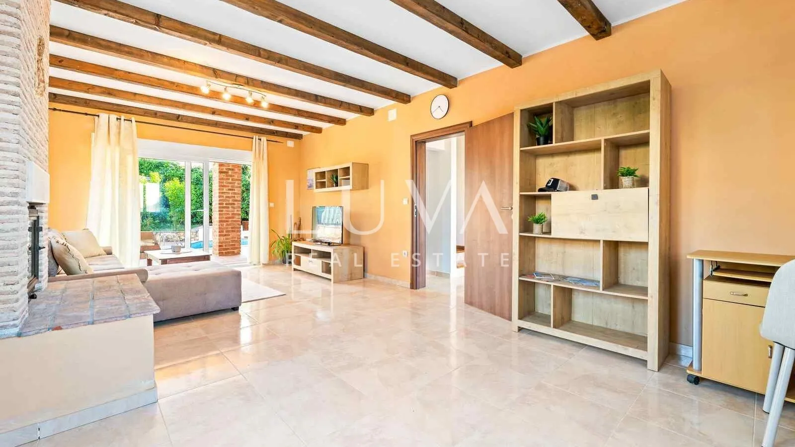 Funtana, luxury house with a pool for sale, near Poreč