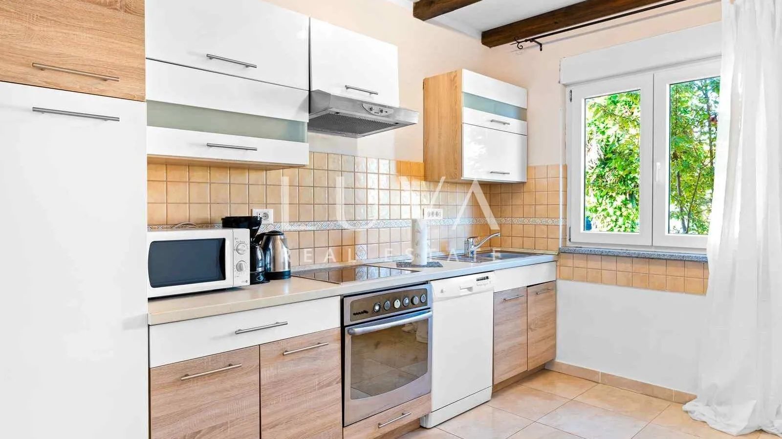 Funtana, luxury house with a pool for sale, near Poreč