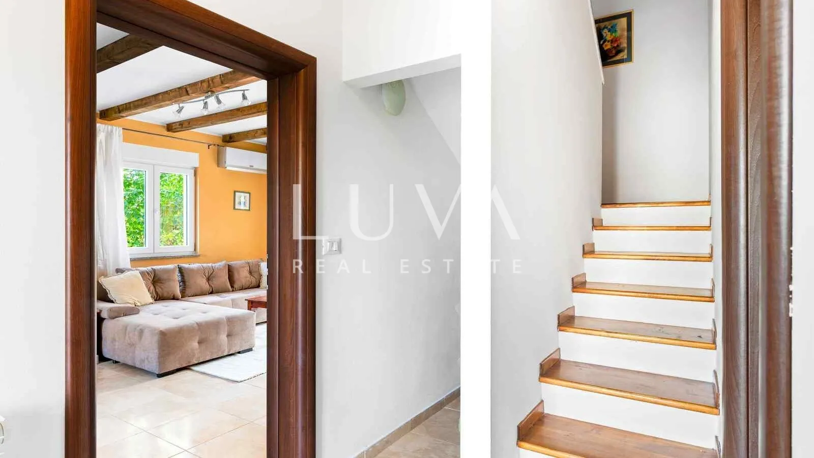 Funtana, luxury house with a pool for sale, near Poreč
