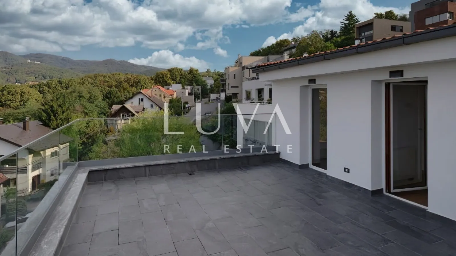 Šestine, 5- s stan u novogradnji na prodaju, 212m2 NKP