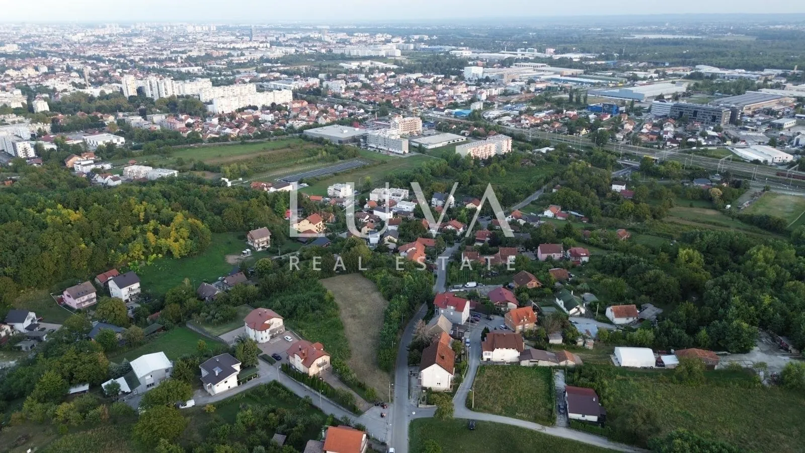 Podsused, Vrapče, građevinsko  zemljište, 1.884m2 BRP 1.500m2