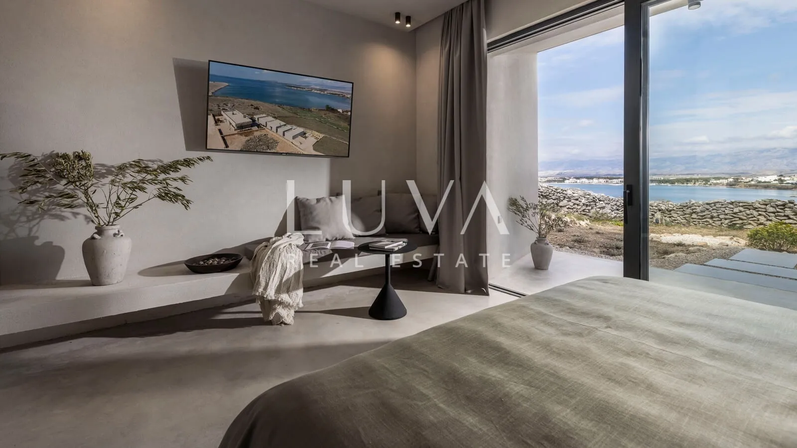 Povljana, Pag, luxury house with a pool and sea view for sale