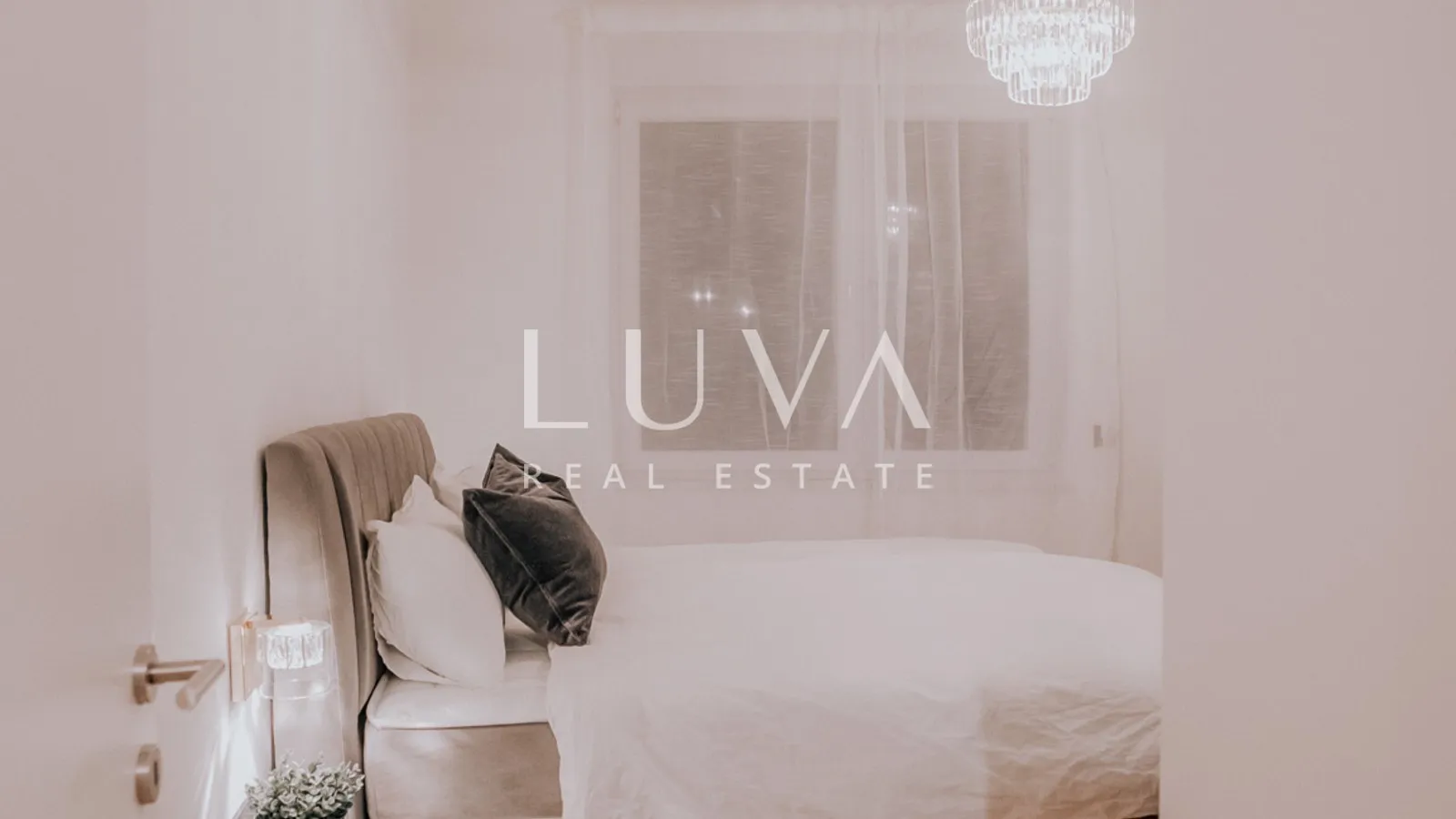 Remete, luksuzan 4s penthouse 165m2 + 2VPM za najam