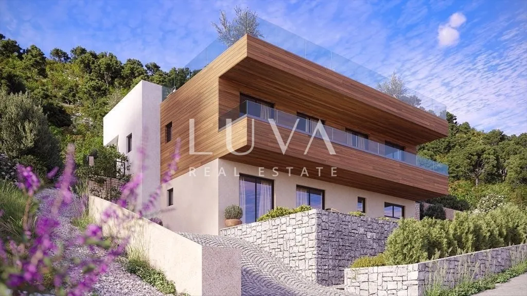 Ražanj, vila (roh bau) s bazenom prvi red uz more