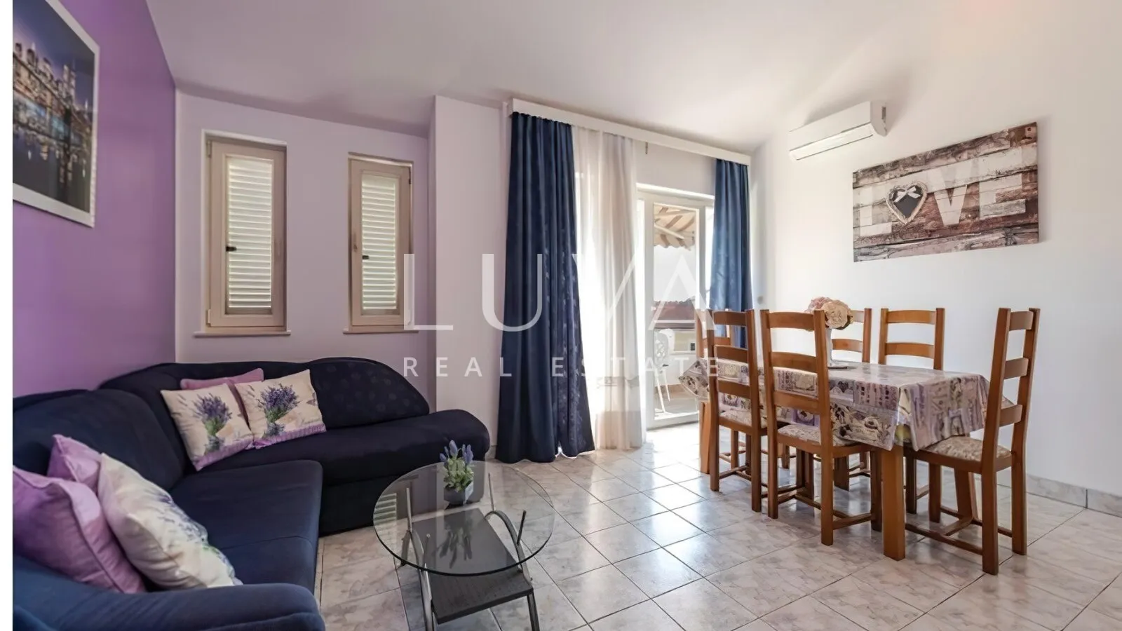 Privlaka, apartmanska kuća s bazenom na prodaju