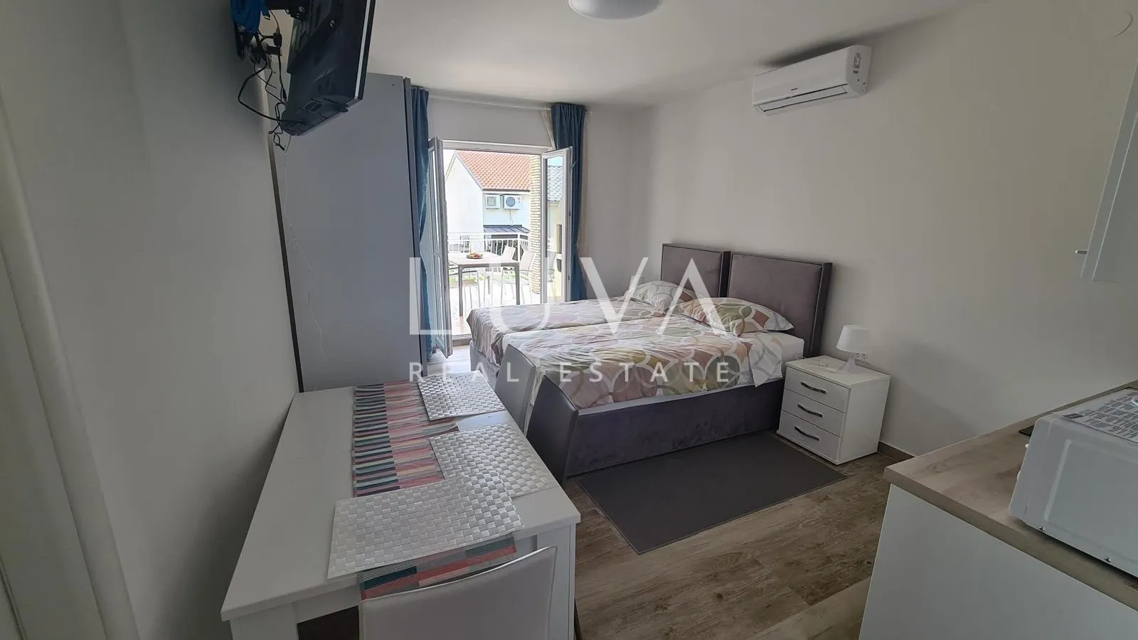 Dramalj, apartmanska kuća 300m2 na prodaju