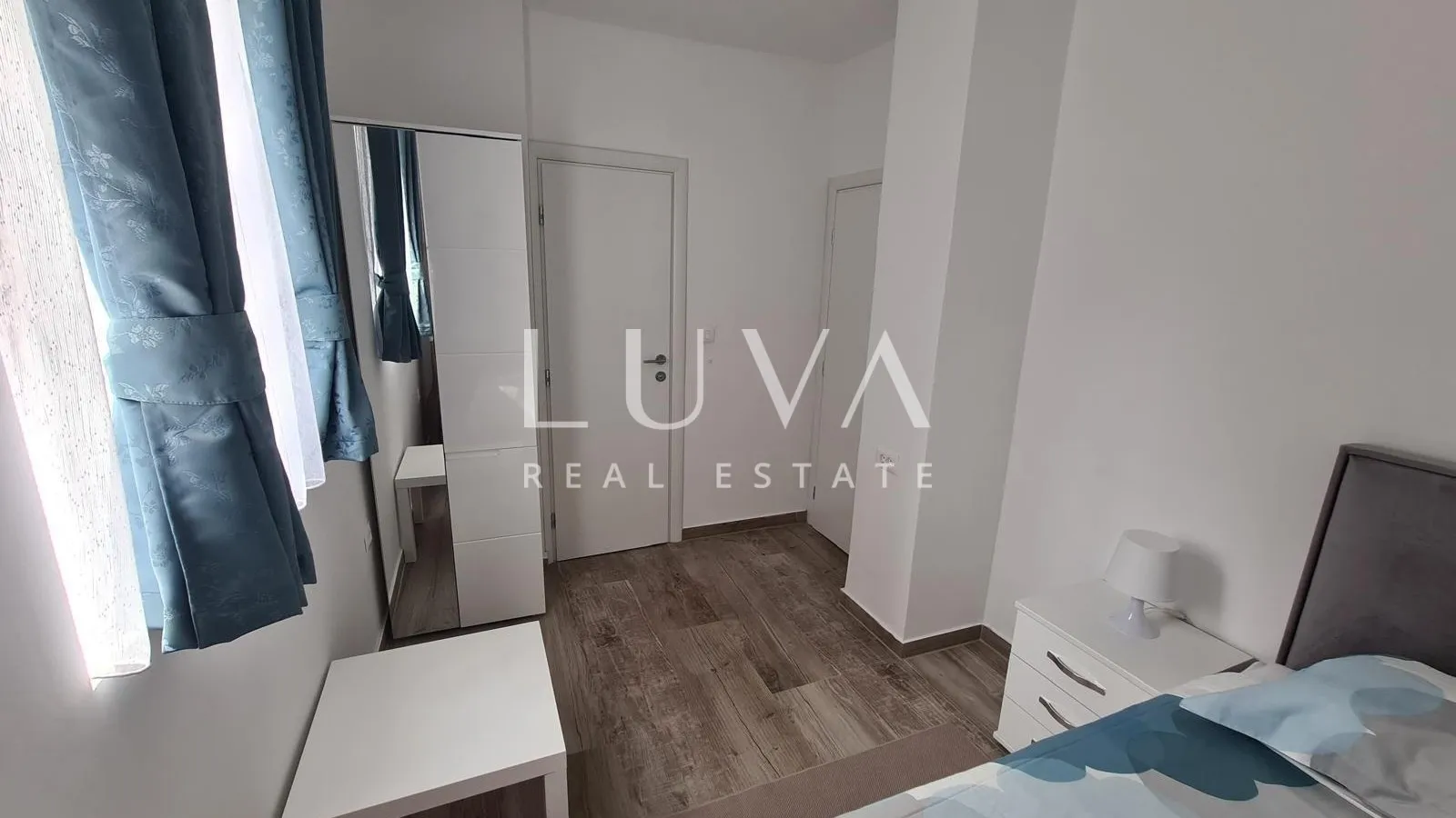 Dramalj, apartmanska kuća 300m2 na prodaju