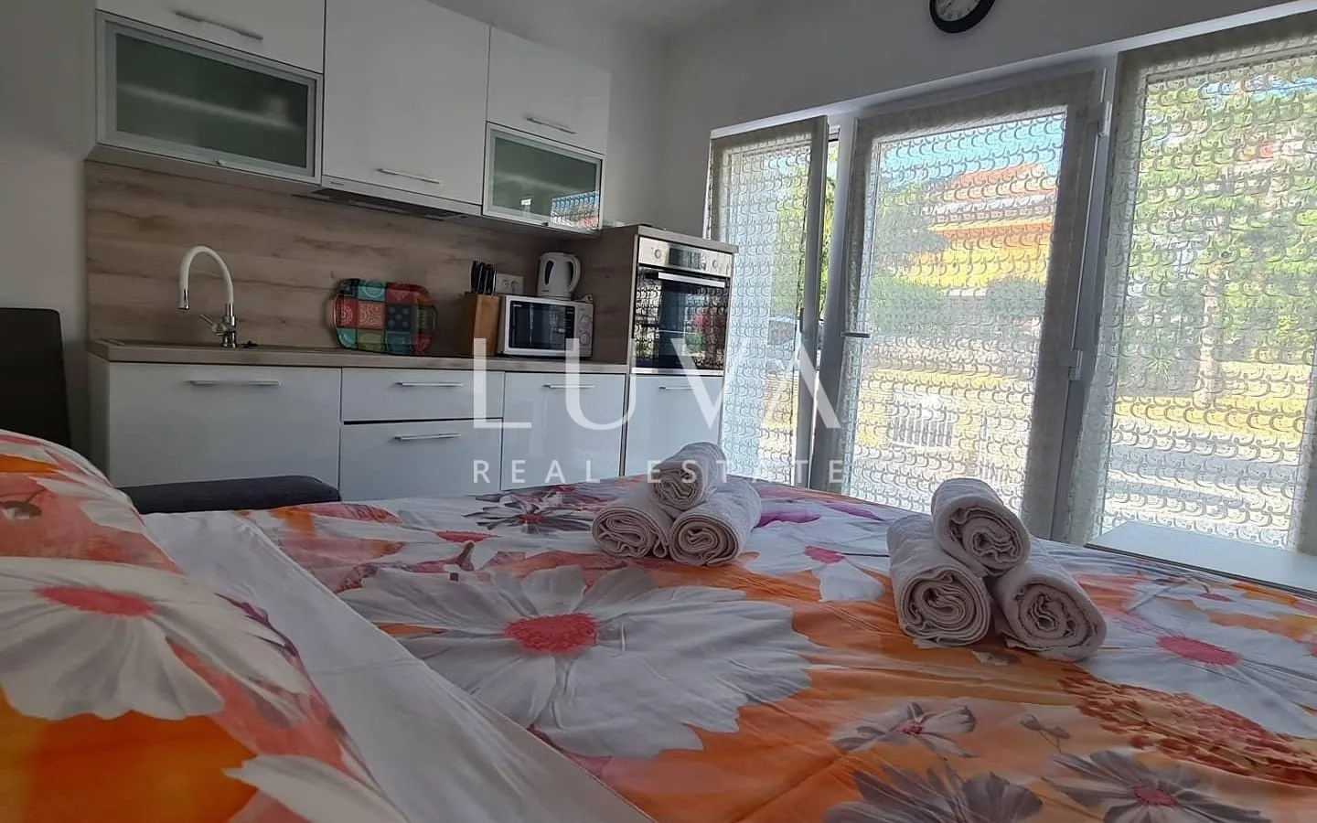 Dramalj, apartmanska kuća 300m2 na prodaju