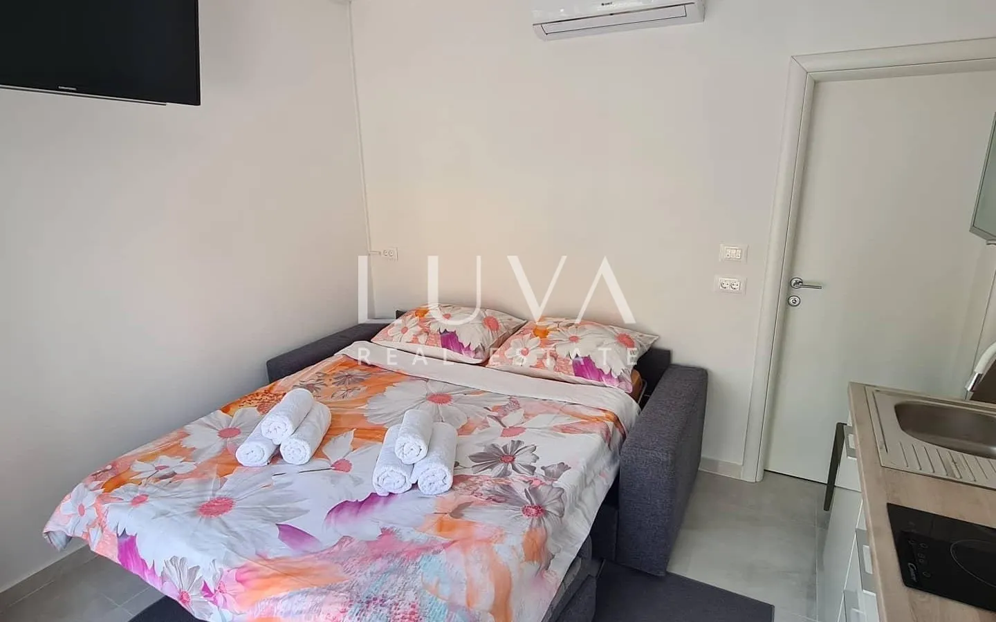 Dramalj, apartmanska kuća 300m2 na prodaju