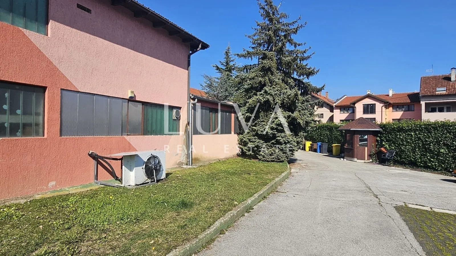 Zagreb, Gračani – Geschäftsgebäude mit 3249 m² für Büro-, Lager- und Produktionszwecke