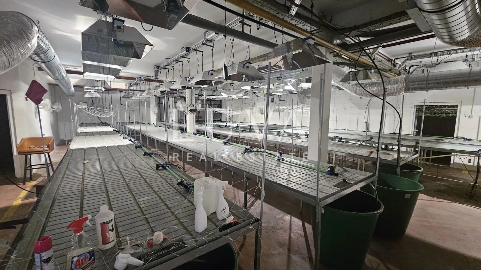 Zagreb, Gračani – Geschäftsgebäude mit 3249 m² für Büro-, Lager- und Produktionszwecke
