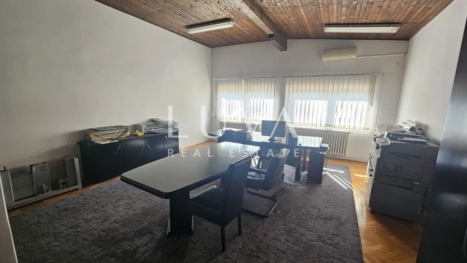 Zagreb, Gračani – Geschäftsgebäude mit 3249 m² für Büro-, Lager- und Produktionszwecke