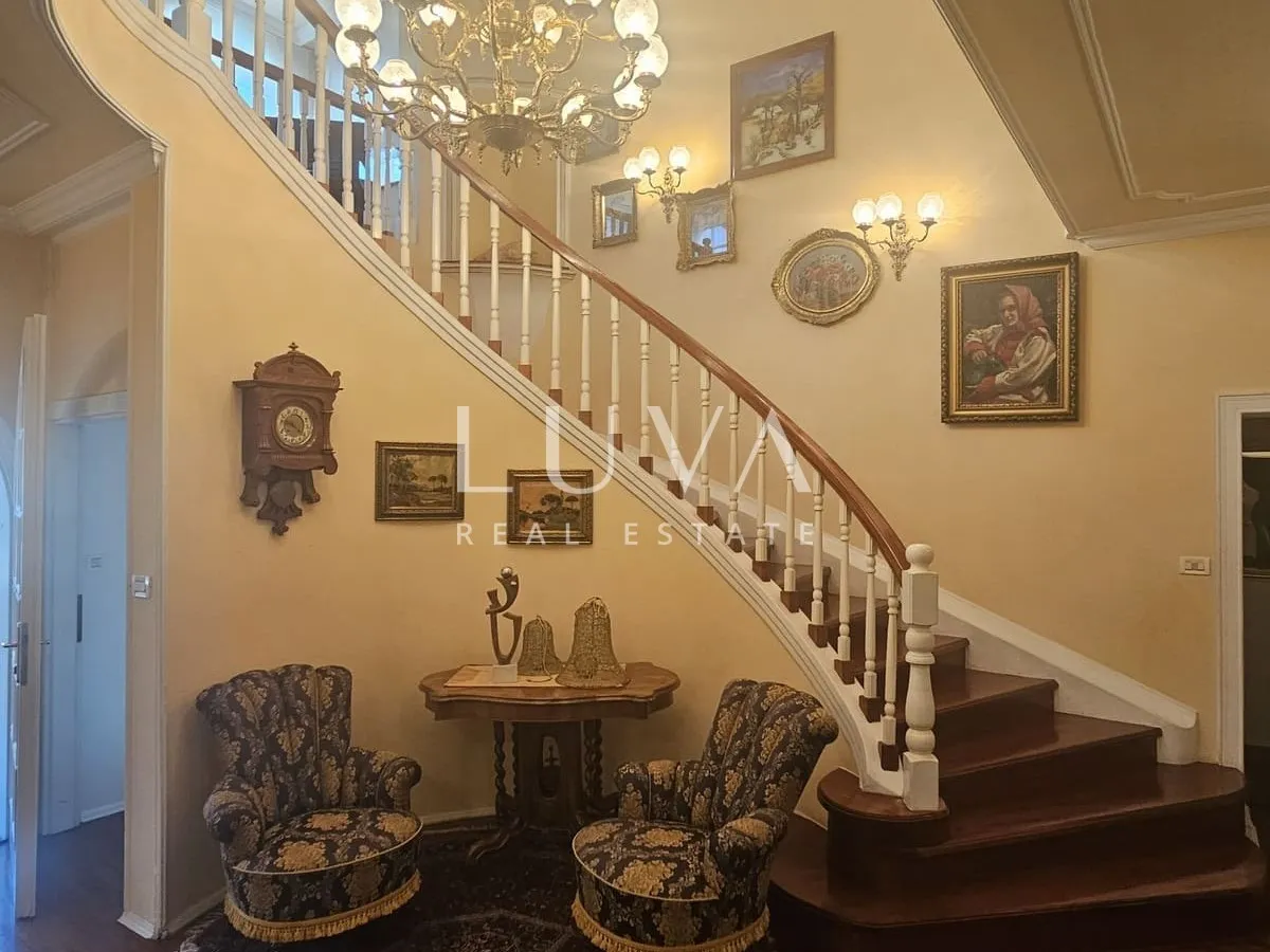 Zagreb, Gračani, luksuzno obiteljsko imanje, vila 810m2 na zemljištu 3.965m2