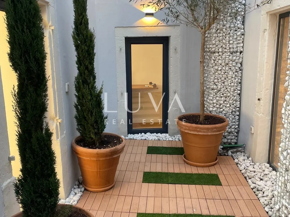 Šibenik, center, luxurious 150m² apartment with a sea view
