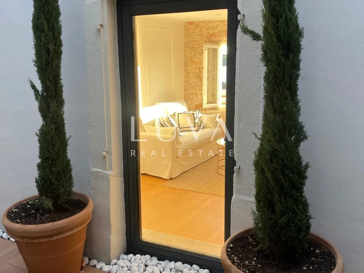 Šibenik, center, luxurious 150m² apartment with a sea view