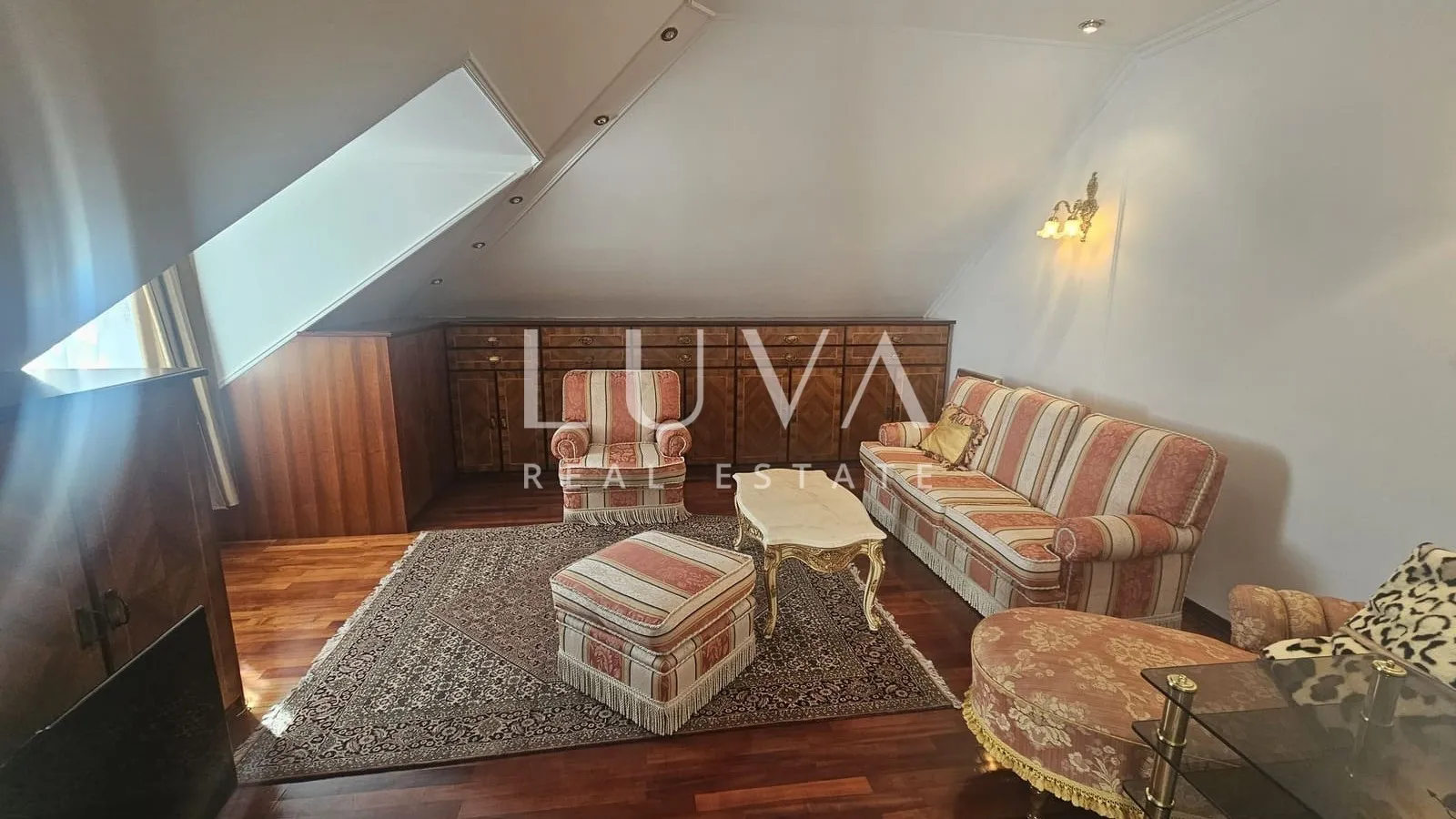 Zagreb, Gračani, luksuzno obiteljsko imanje, vila 810m2 na zemljištu 3.965m2