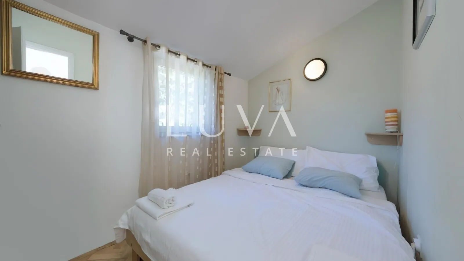 Pula, izvanredna apartmanska kuća s bazenom na prodaju